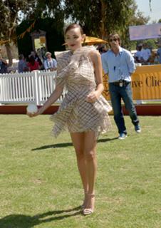 Ashley Madekwe feet photo thumbnail