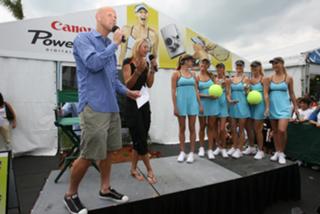 Maria Sharapova feet photo thumbnail