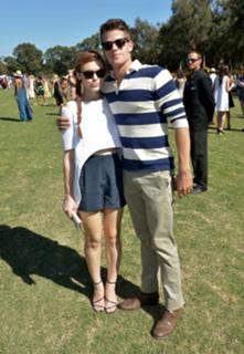 Holland Roden feet photo thumbnail