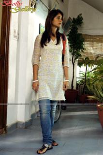 Ileana D'Cruz feet photo thumbnail