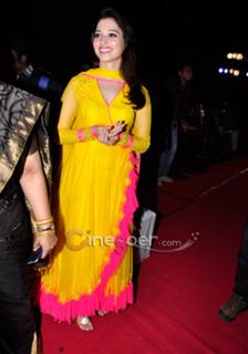 Tamannaah Bhatia feet photo thumbnail