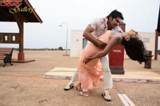 Trisha Krishnan feet photo thumbnail