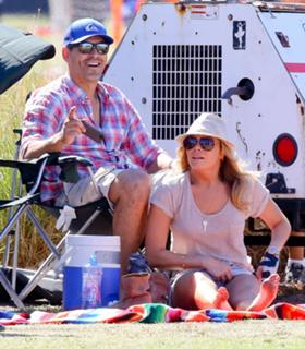 LeAnn Rimes feet photo thumbnail