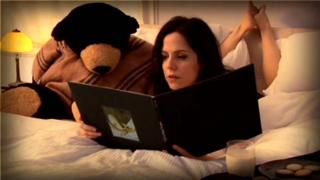 Mary-Louise Parker feet photo thumbnail