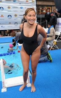 Adrienne Houghton feet photo thumbnail