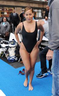 Adrienne Houghton feet photo thumbnail