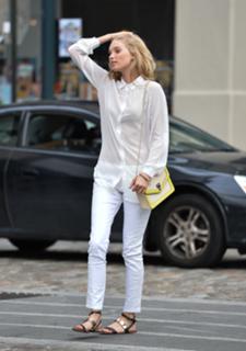 Elsa Hosk feet photo thumbnail