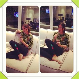 Elisabetta Gregoraci feet photo thumbnail