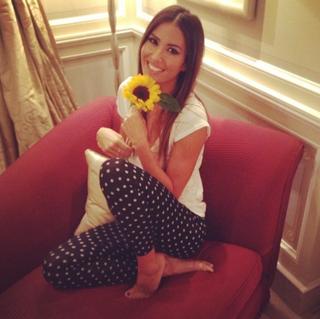 Elisabetta Gregoraci feet photo thumbnail