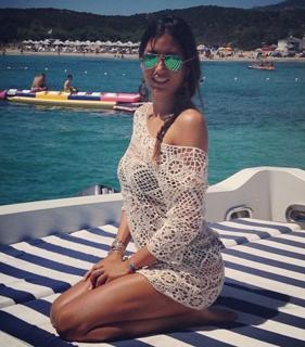 Elisabetta Gregoraci feet photo thumbnail