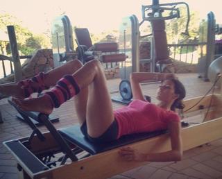 Elisabetta Gregoraci feet photo thumbnail