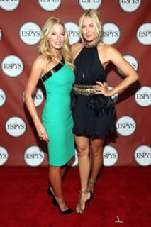 Maria Sharapova feet photo thumbnail