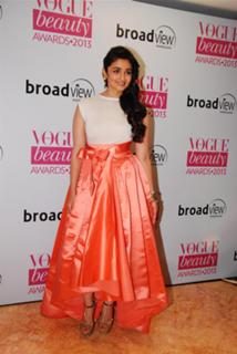 Alia Bhatt feet photo thumbnail