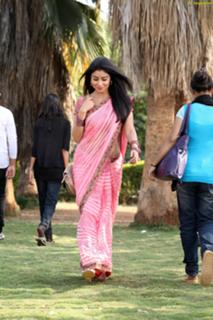 Shriya Saran feet photo thumbnail