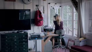 Grace Helbig feet photo thumbnail