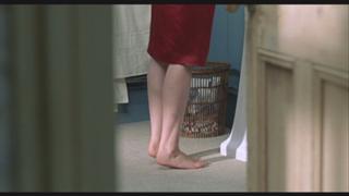 Debra Messing feet photo thumbnail