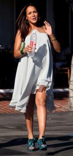 Dania Ramirez feet photo thumbnail