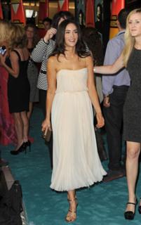 Abigail Spencer feet photo thumbnail