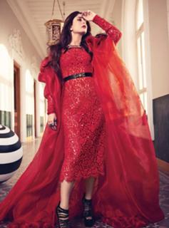 Kareena Kapoor feet photo thumbnail