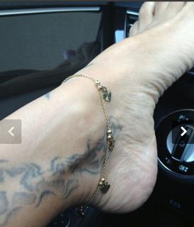 Vida Guerra feet photo thumbnail