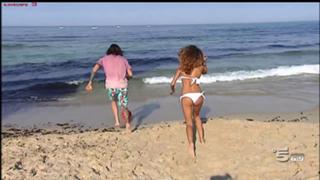 Giorgia Palmas feet photo thumbnail