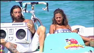 Giorgia Palmas feet photo thumbnail