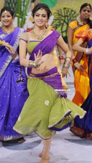 Kriti Kharbanda feet photo thumbnail