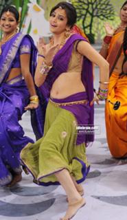 Kriti Kharbanda feet photo thumbnail