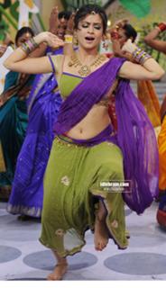 Kriti Kharbanda feet photo thumbnail