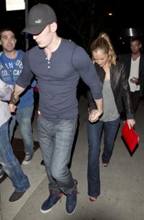 Minka Kelly feet photo thumbnail