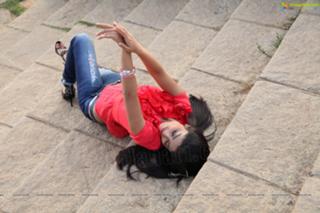 Shriya Saran feet photo thumbnail