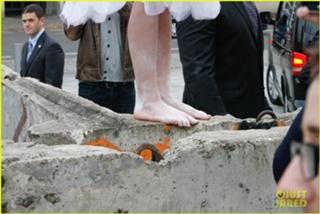 Lady Gaga feet photo thumbnail