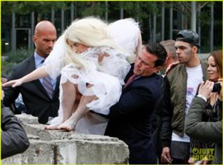 Lady Gaga feet photo thumbnail