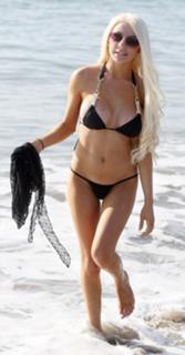 Courtney Stodden feet photo thumbnail