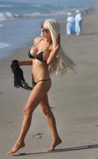 Courtney Stodden feet photo thumbnail
