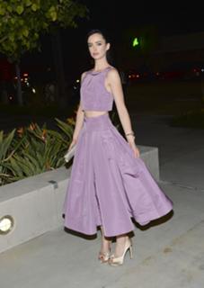 Krysten Ritter feet photo thumbnail