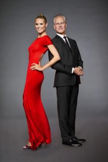 Heidi Klum feet photo thumbnail