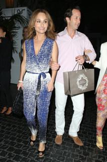 Giada De Laurentiis feet photo thumbnail