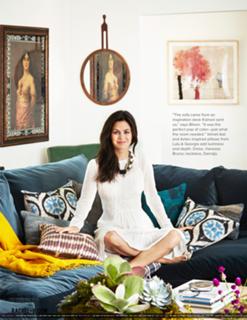 Rachel Bilson feet photo thumbnail