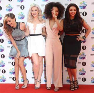 Perrie Edwards feet photo thumbnail