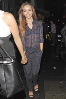 Jade Thirlwall feet photo thumbnail