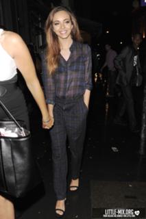 Jade Thirlwall feet photo thumbnail