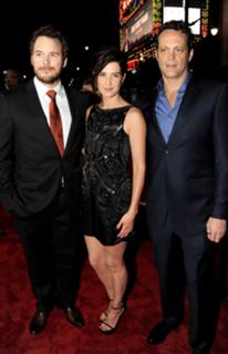 Cobie Smulders feet photo thumbnail