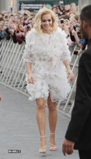 Rita Ora feet photo thumbnail