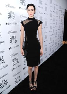 Krysten Ritter feet photo thumbnail