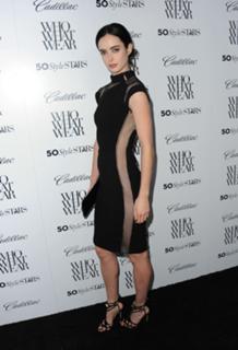 Krysten Ritter feet photo thumbnail