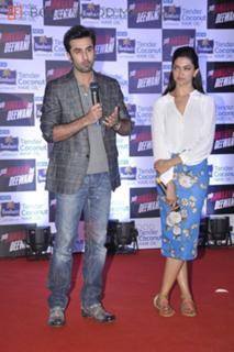 Deepika Padukone feet photo thumbnail