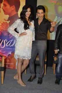Sonam Kapoor feet photo thumbnail