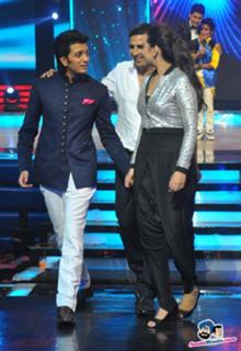 Sonakshi Sinha feet photo thumbnail