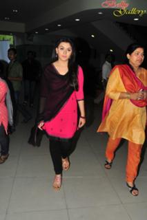 Hansika Motwani feet photo thumbnail